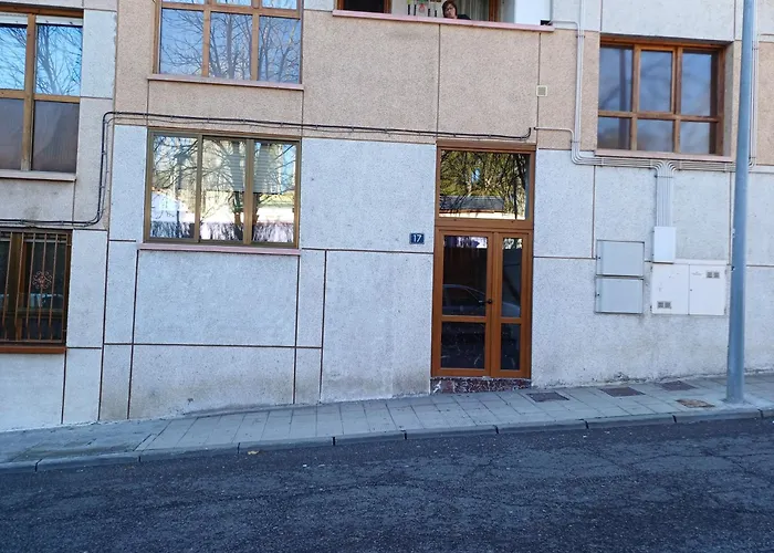 Puerta Del Pirineo * Sabiñánigo