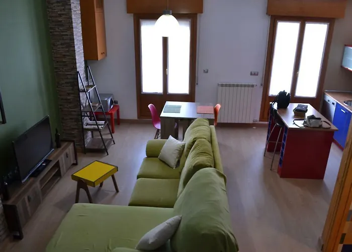 Puerta Del Pirineo * Sabiñánigo